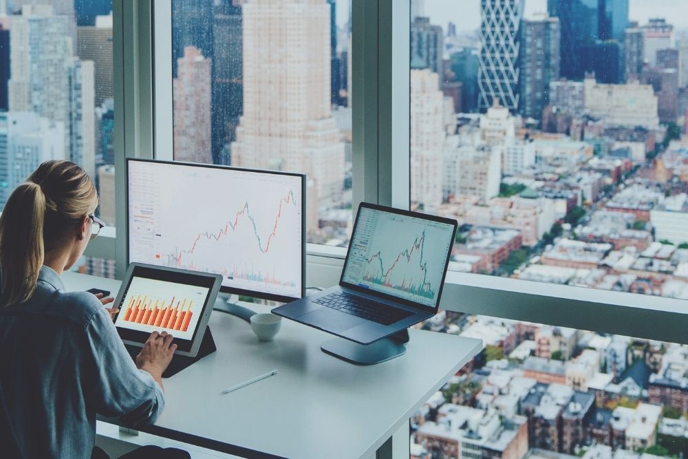 Finance Professionals in a Tech World